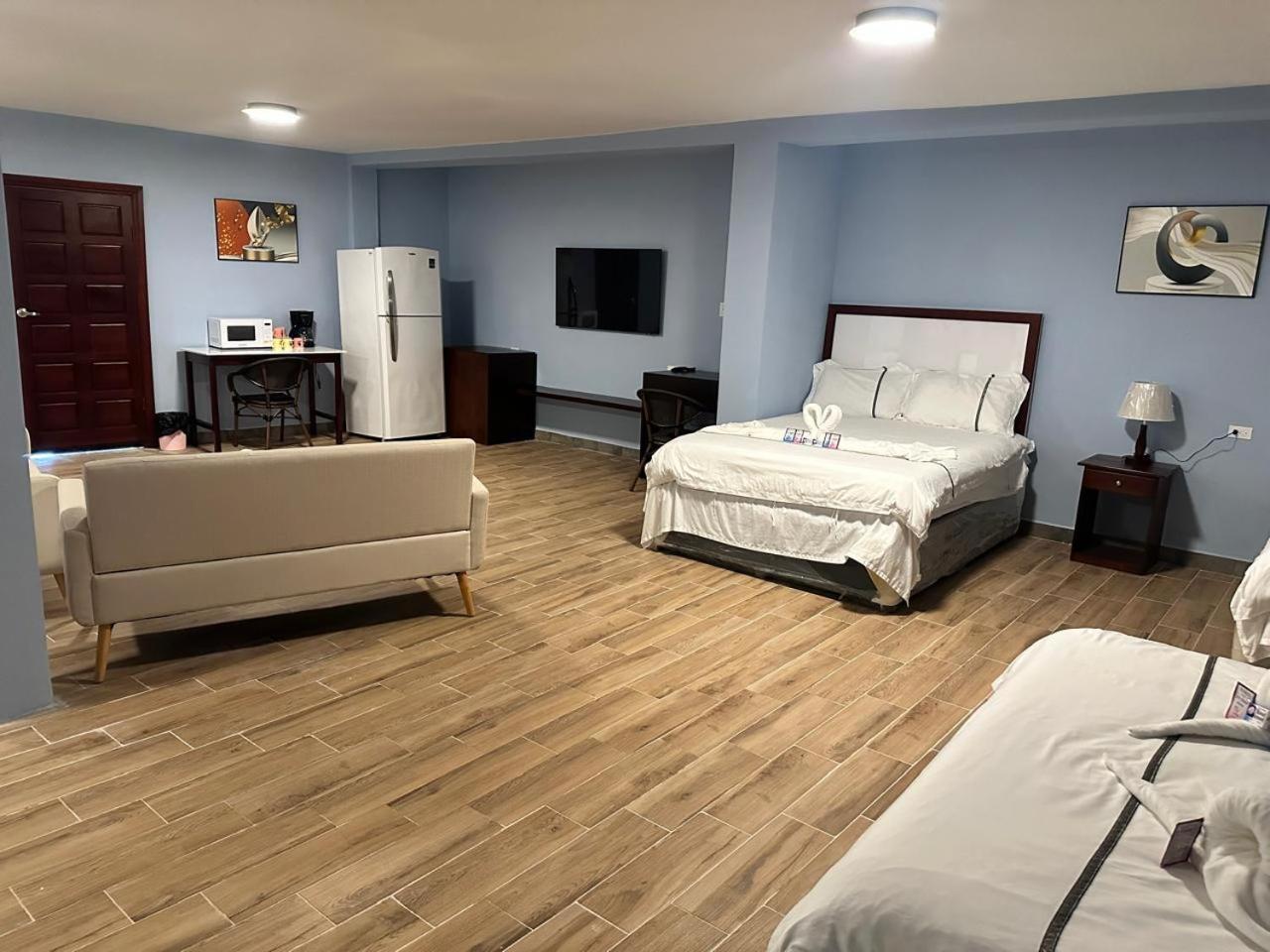 Enjoy Hotel Caye Caulker Bagian luar foto