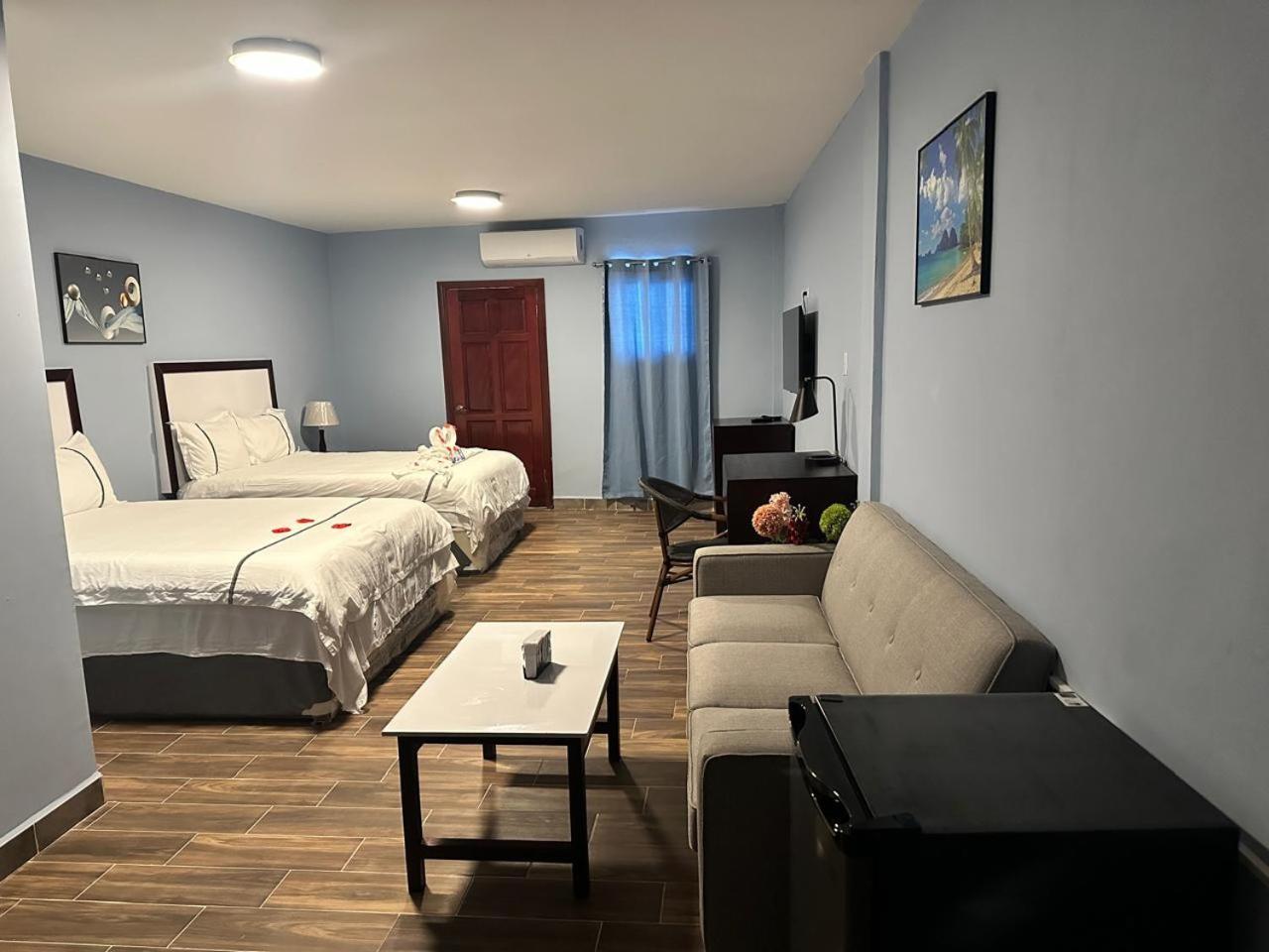 Enjoy Hotel Caye Caulker Bagian luar foto
