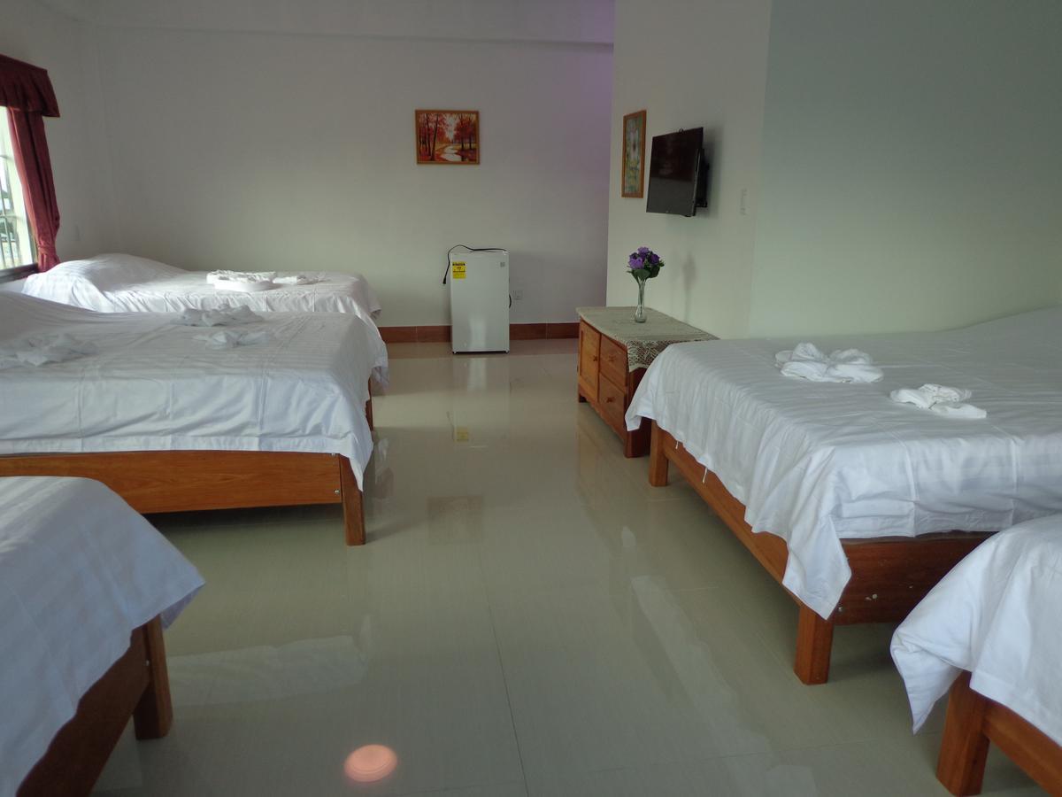 Enjoy Hotel Caye Caulker Bagian luar foto
