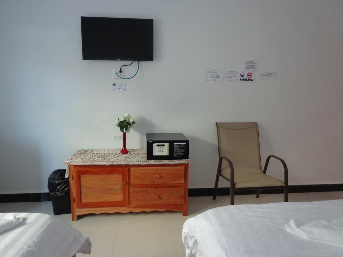 Enjoy Hotel Caye Caulker Bagian luar foto