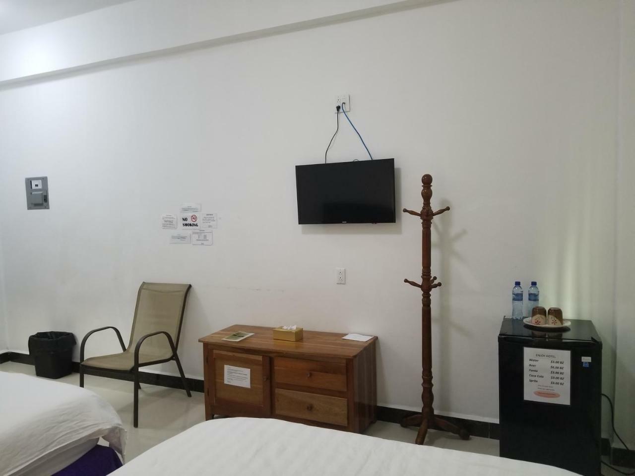Enjoy Hotel Caye Caulker Bagian luar foto